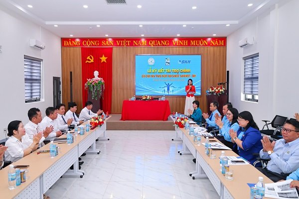 Quang cản Lễ ký kết Quang cản Lễ ký kết