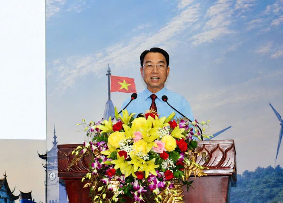 &Ocirc;ng Lữ Quang Ngời, Ph&oacute; B&iacute; thư Tỉnh ủy, Chủ tịch UBND tỉnh C&agrave; Mau ph&aacute;t biểu tại hội nghị
