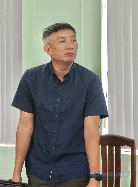 &Ocirc;ng L&ecirc; Anh Sơn th&ocirc;ng tin về &ldquo;vụ việc&rdquo;. Ảnh: VH