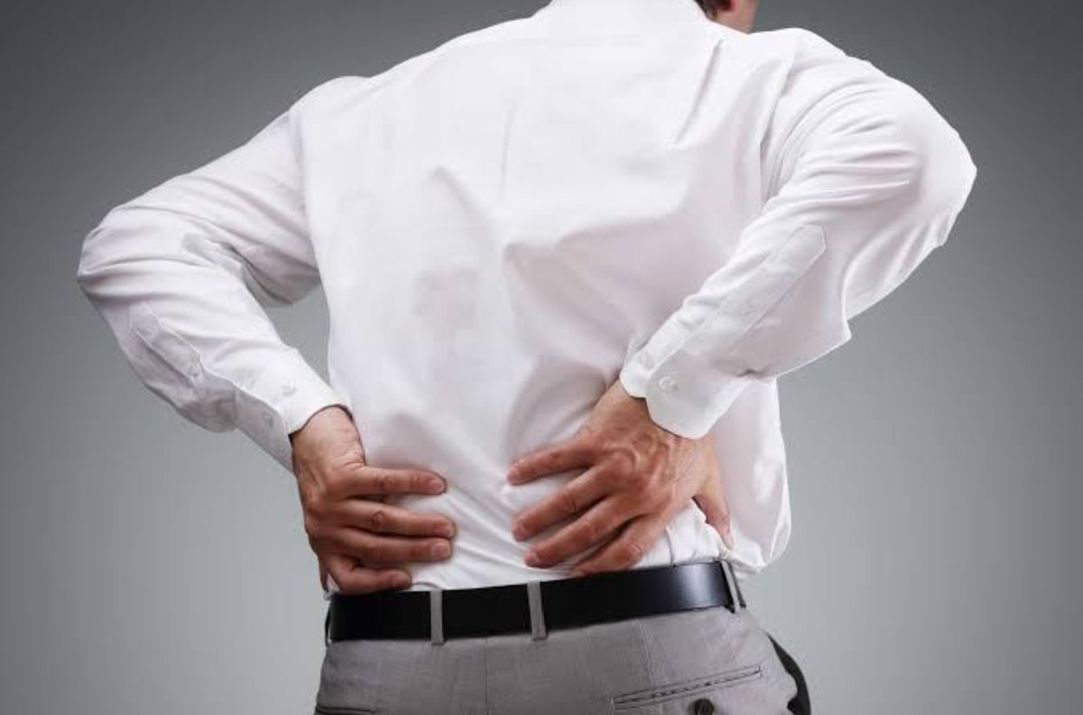Đau lưng thường xảy ra khi thay đổi thời tiết