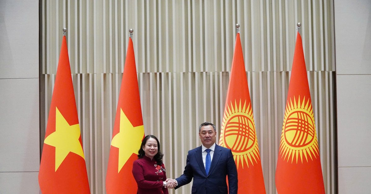 Phó Chủ tịch nước Võ Thị Ánh Xuân gặp Tổng thống Kyrgyzstan Sadyr Japarov. (Ảnh: TTXVN) Phó Chủ tịch nước Võ Thị Ánh Xuân gặp Tổng thống Kyrgyzstan Sadyr Japarov. (Ảnh: TTXVN)