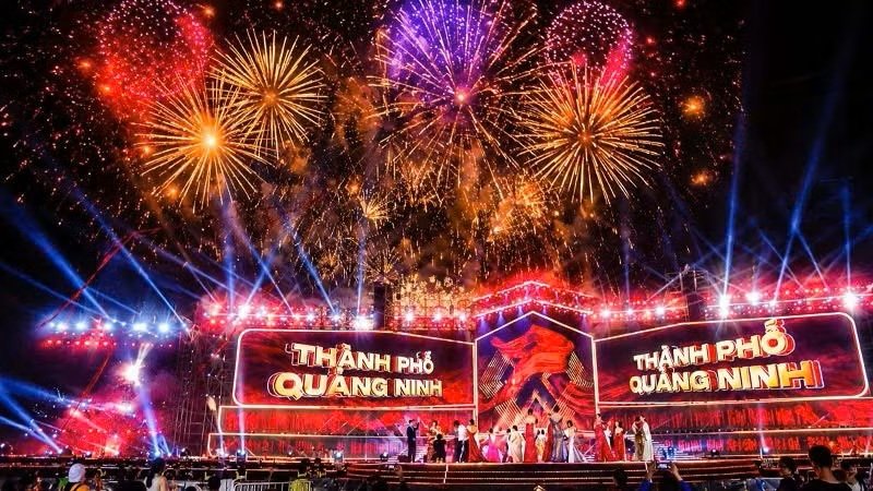 Chương trình nghệ thuật đặc biệt chào mừng thành phố Quảng Ninh. (Ảnh: Quang Thọ) Chương trình nghệ thuật đặc biệt chào mừng thành phố Quảng Ninh. (Ảnh: Quang Thọ)