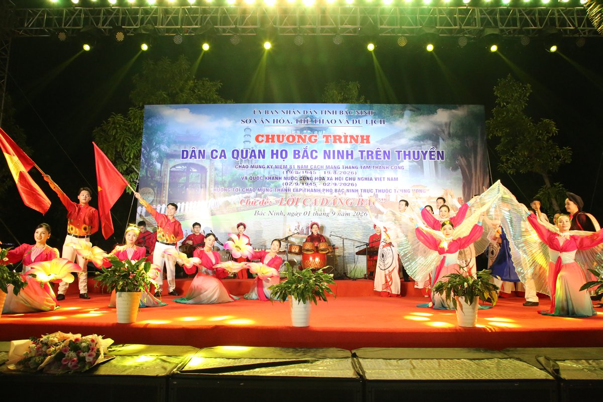 Màn khai từ Bắc Ninh ơi, thành phố anh hùng Màn khai từ Bắc Ninh ơi, thành phố anh hùng