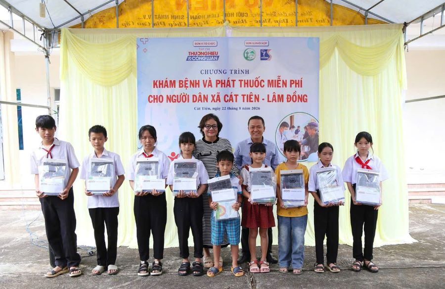 Bút Bi Thiên Lộc đồng hành cùng chương trình Bút Bi Thiên Lộc đồng hành cùng chương trình