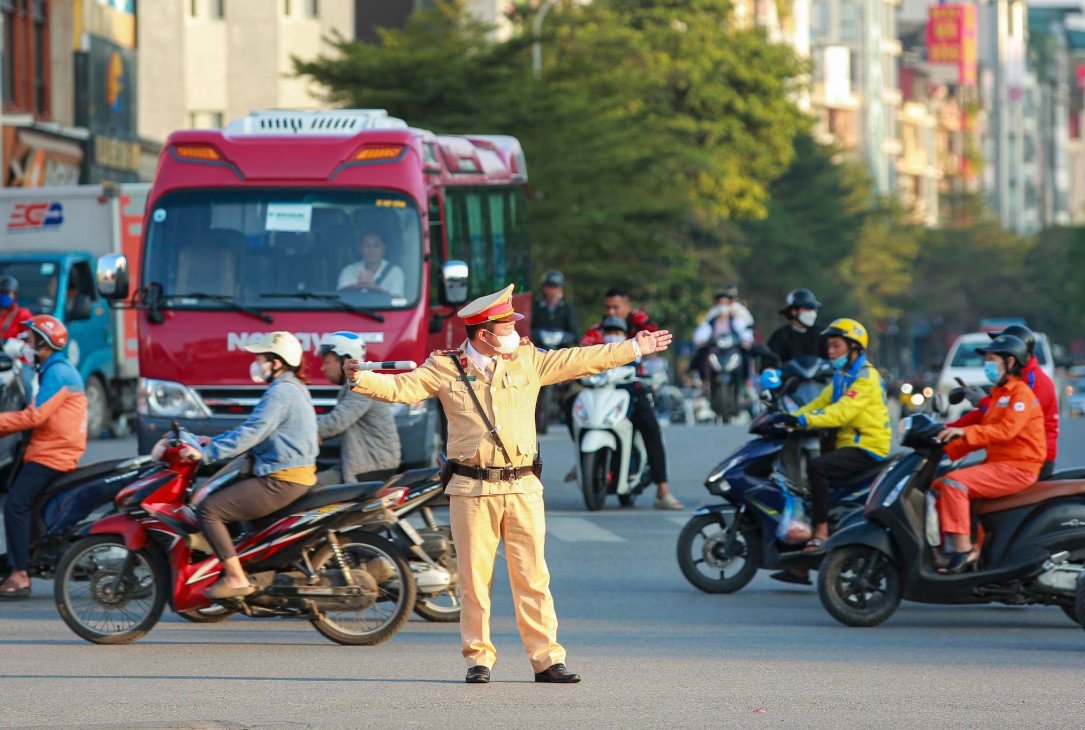 H&agrave; Nội ph&acirc;n luồng giao th&ocirc;ng, hạn chế xe tải lớn tại 2 n&uacute;t giao trong ng&agrave;y 2/9