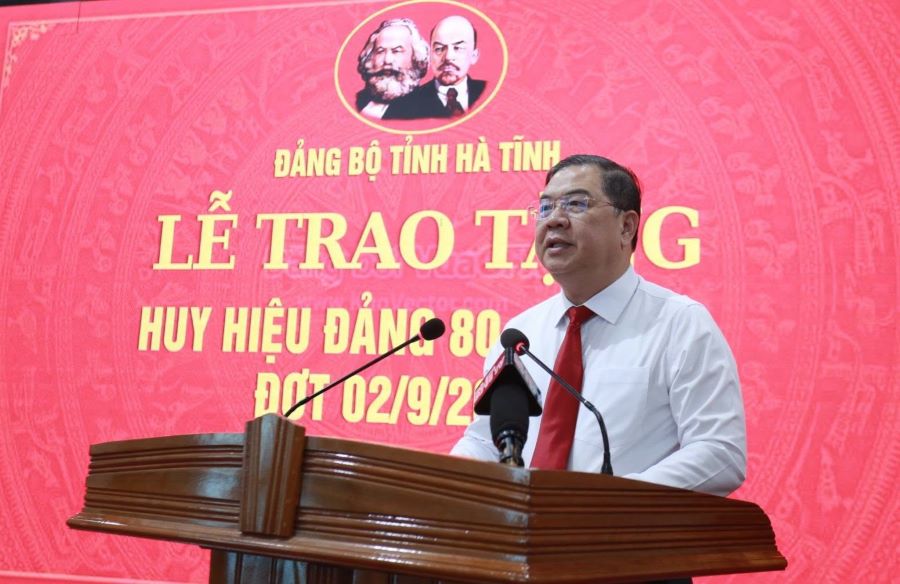 Ph&oacute; Thủ tướng Thường trực Ch&iacute;nh phủ Phạm Gia T&uacute;c ph&aacute;t biểu tại buổi lễ