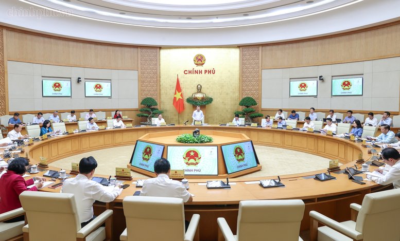 Thủ tướng L&ecirc; Minh Hưng chủ tr&igrave; phi&ecirc;n họp Ch&iacute;nh phủ thường kỳ th&aacute;ng 8/2026 - Ảnh: chinhphu.vn/Nhật Bắc