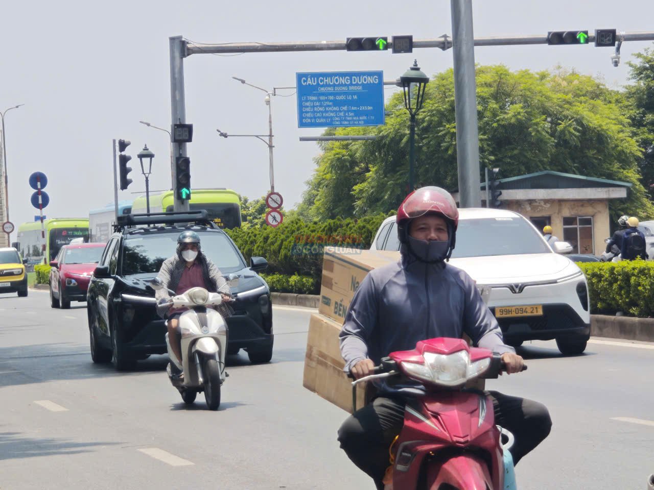 Bắc Bộ và Trung Bộ tiếp tục trải qua ngày nắng nóng trên diện rộng vào ngày 3/9, trong khi Cao nguyên Trung Bộ và Nam Bộ cần đề phòng mưa rào, dông vào chiều tối. Bắc Bộ và Trung Bộ tiếp tục trải qua ngày nắng nóng trên diện rộng vào ngày 3/9, trong khi Cao nguyên Trung Bộ và Nam Bộ cần đề phòng mưa rào, dông vào chiều tối.
