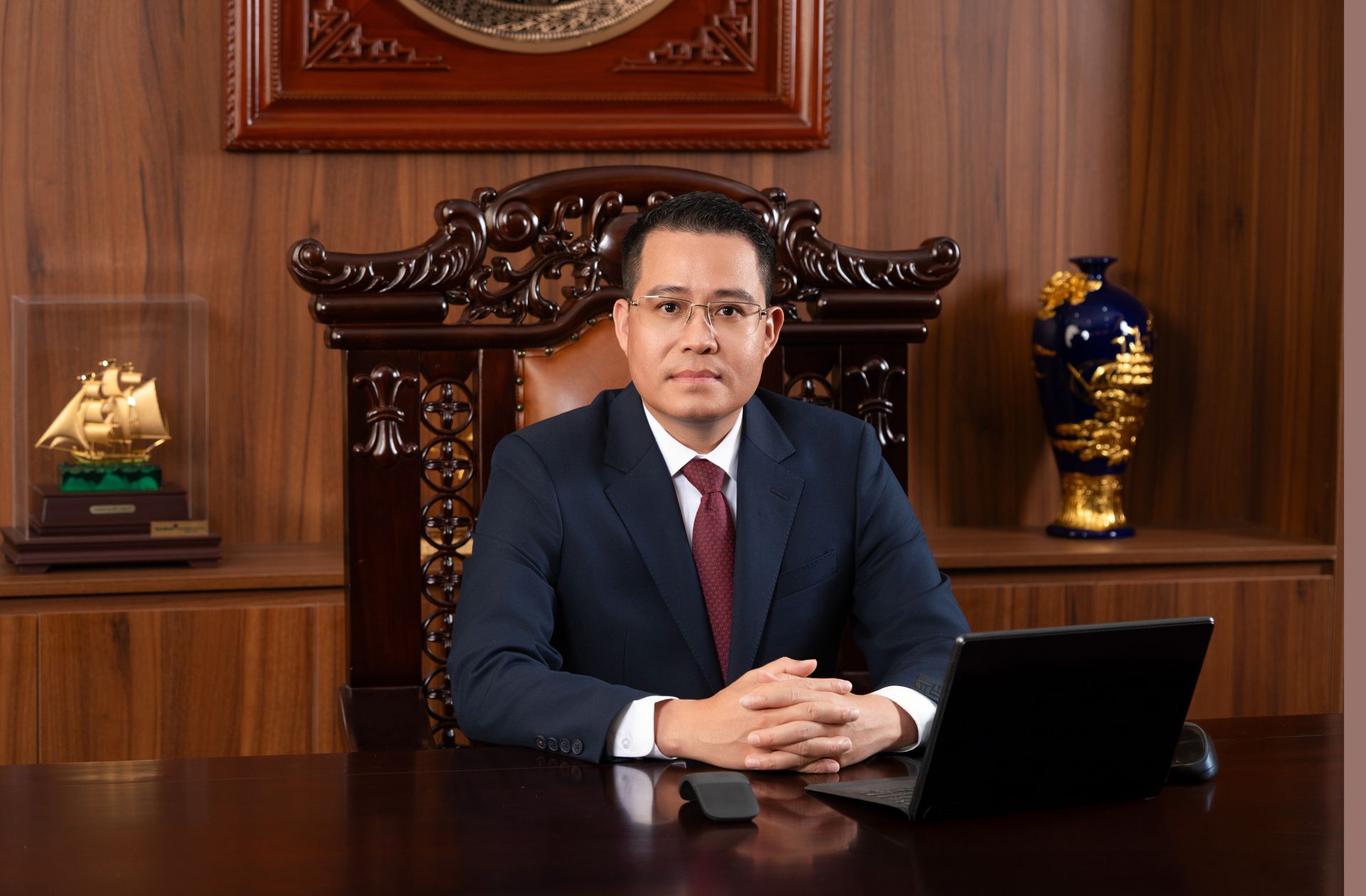 &ocirc;ng Nguyễn Văn Đ&ocirc;ng giữ chức Th&agrave;nh vi&ecirc;n Hội đồng th&agrave;nh vi&ecirc;n Vinachem