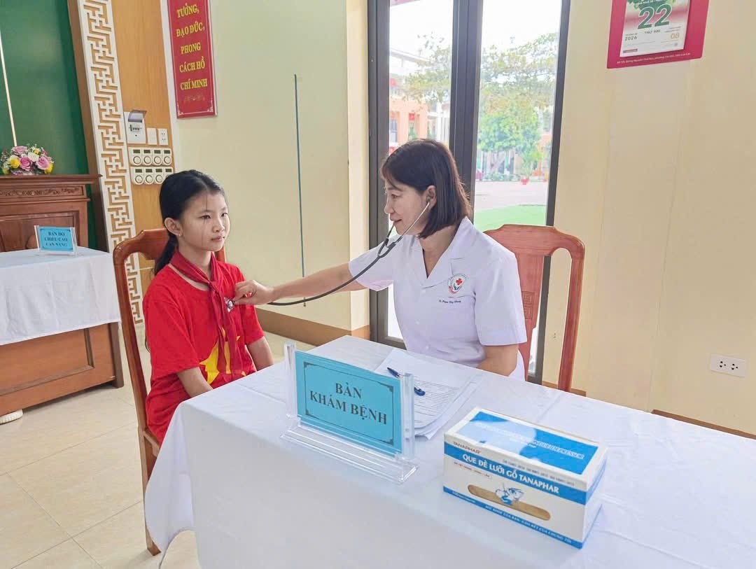 Chủ tịch UBND tỉnh L&agrave;o Cai y&ecirc;u cầu ho&agrave;n th&agrave;nh việc kh&aacute;m sức khỏe cho trẻ mầm non, học sinh, sinh vi&ecirc;n trước ng&agrave;y 30/9/2026.