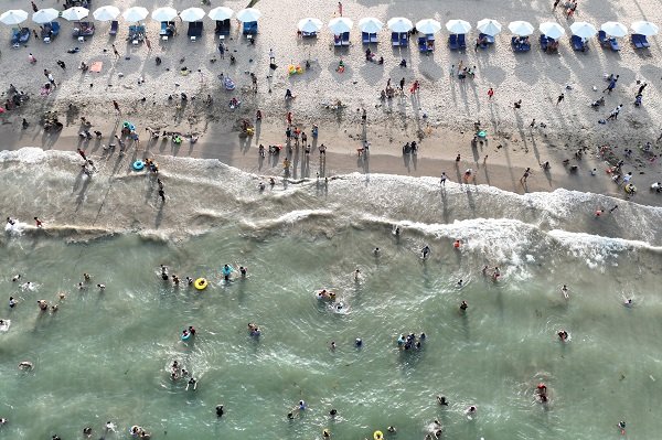 B&atilde;i tắm biển khu vực H&ograve;n Chồng, đường Phạm Văn Đồng, P. Bắc Nha Trang, Kh&aacute;nh H&ograve;a