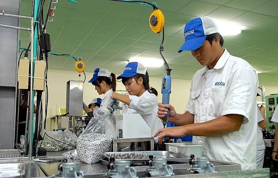 Công nghiệp và đầu tư, thị trường nội địa Hưng Yên tiếp tục duy trì tốc độ tăng trưởng khá. (CTTĐT tỉnh HY) Công nghiệp và đầu tư, thị trường nội địa Hưng Yên tiếp tục duy trì tốc độ tăng trưởng khá. (CTTĐT tỉnh HY)