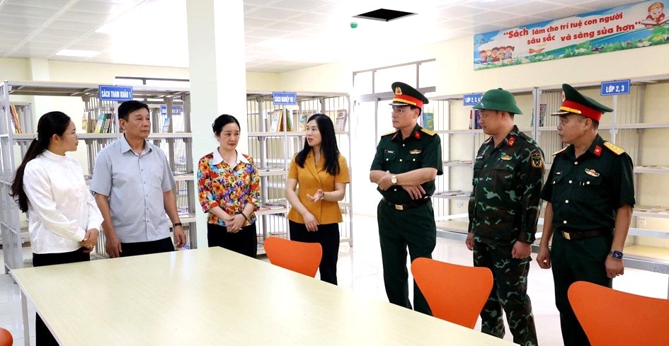 kiểm tra tại Trường phổ thông nội trú Tiểu học và Trung học cơ sở Mẫu Sơn kiểm tra tại Trường phổ thông nội trú Tiểu học và Trung học cơ sở Mẫu Sơn