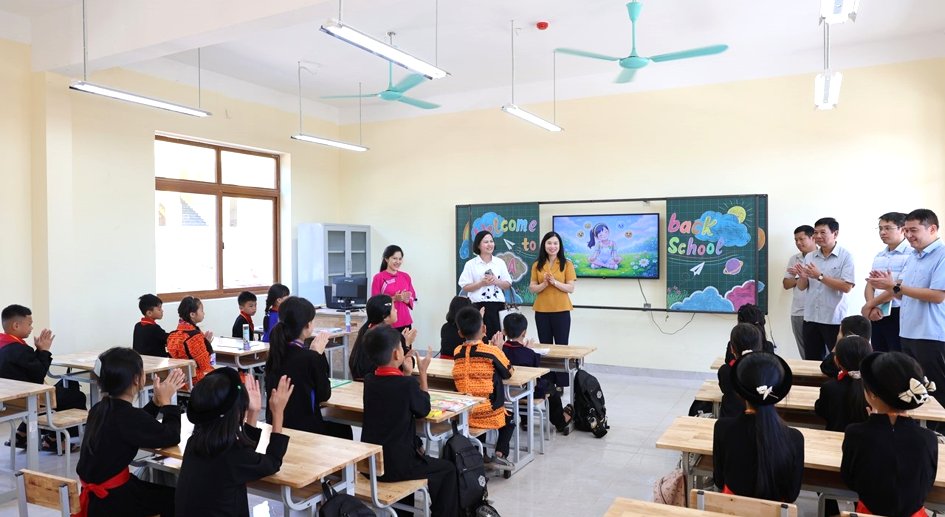 Phó Chủ tịch UBND tỉnh Lạng Sơn Trần Thanh Nhàn Phó Chủ tịch UBND tỉnh Lạng Sơn Trần Thanh Nhàn