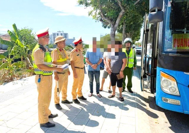 108 t&agrave;i xế vi phạm nồng độ cồn trong 3 ng&agrave;y nghỉ lễ ở Đ&agrave; Nẵng. Ảnh: C&ocirc;ng an TP.Đ&agrave; Nẵng.