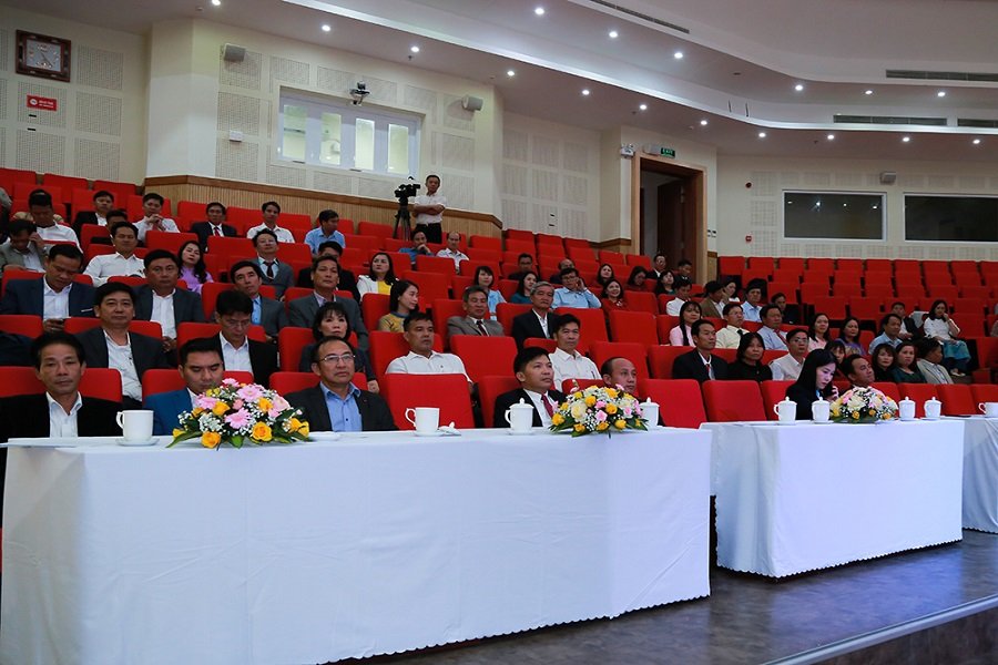 Chiều 3/9/2026, Sở Gi&aacute;o dục v&agrave; Đ&agrave;o tạo L&acirc;m Đồng tổ chức Hội nghị triển khai c&aacute;c quyết định của UBND tỉnh về sắp xếp. (Ảnh: VP sở GD&ĐT)