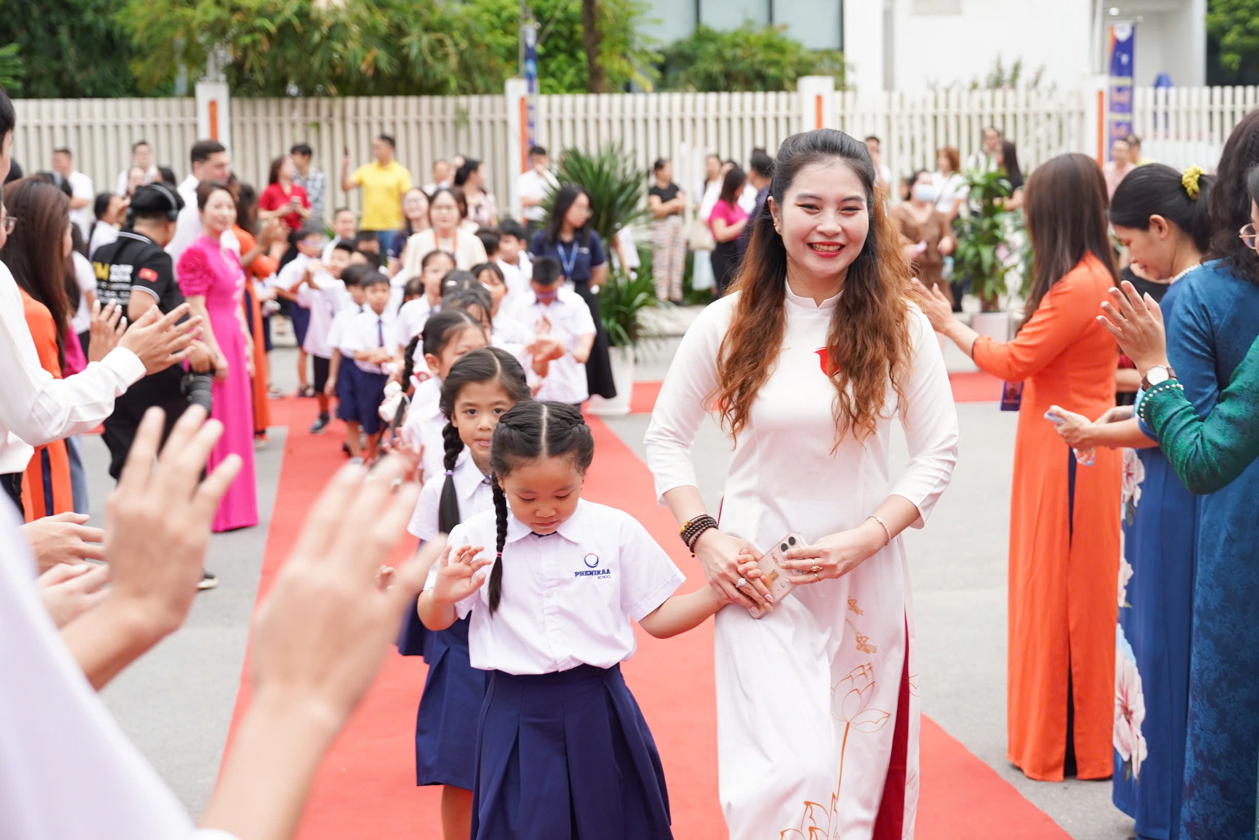 Học sinh Trường Phổ thông Liên cấp Phenikaa trong ngày khai giảng năm học mới. Học sinh Trường Phổ thông Liên cấp Phenikaa trong ngày khai giảng năm học mới.