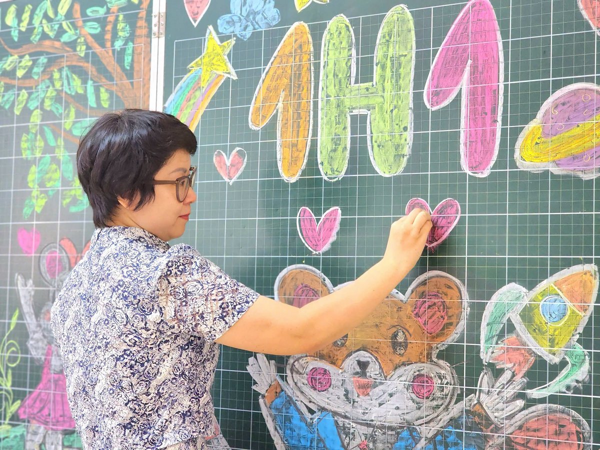 Từng g&oacute;c nhỏ được chăm ch&uacute;t để ch&agrave;o đ&oacute;n học sinh mới