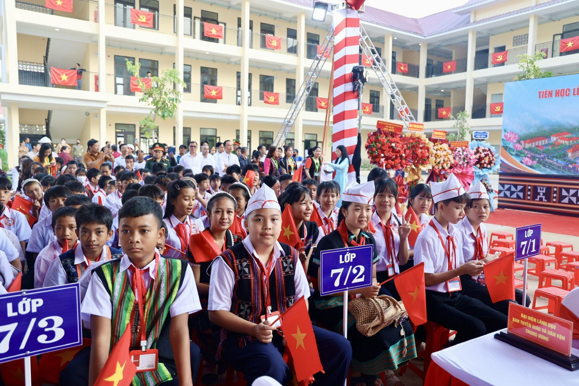 Khánh thành, đưa vào sử dụng một số trường nội trú liên cấp vùng biên vào ngày 5/9 - Ảnh: chinhphu.vn/Thu Sa Khánh thành, đưa vào sử dụng một số trường nội trú liên cấp vùng biên vào ngày 5/9 - Ảnh: chinhphu.vn/Thu Sa