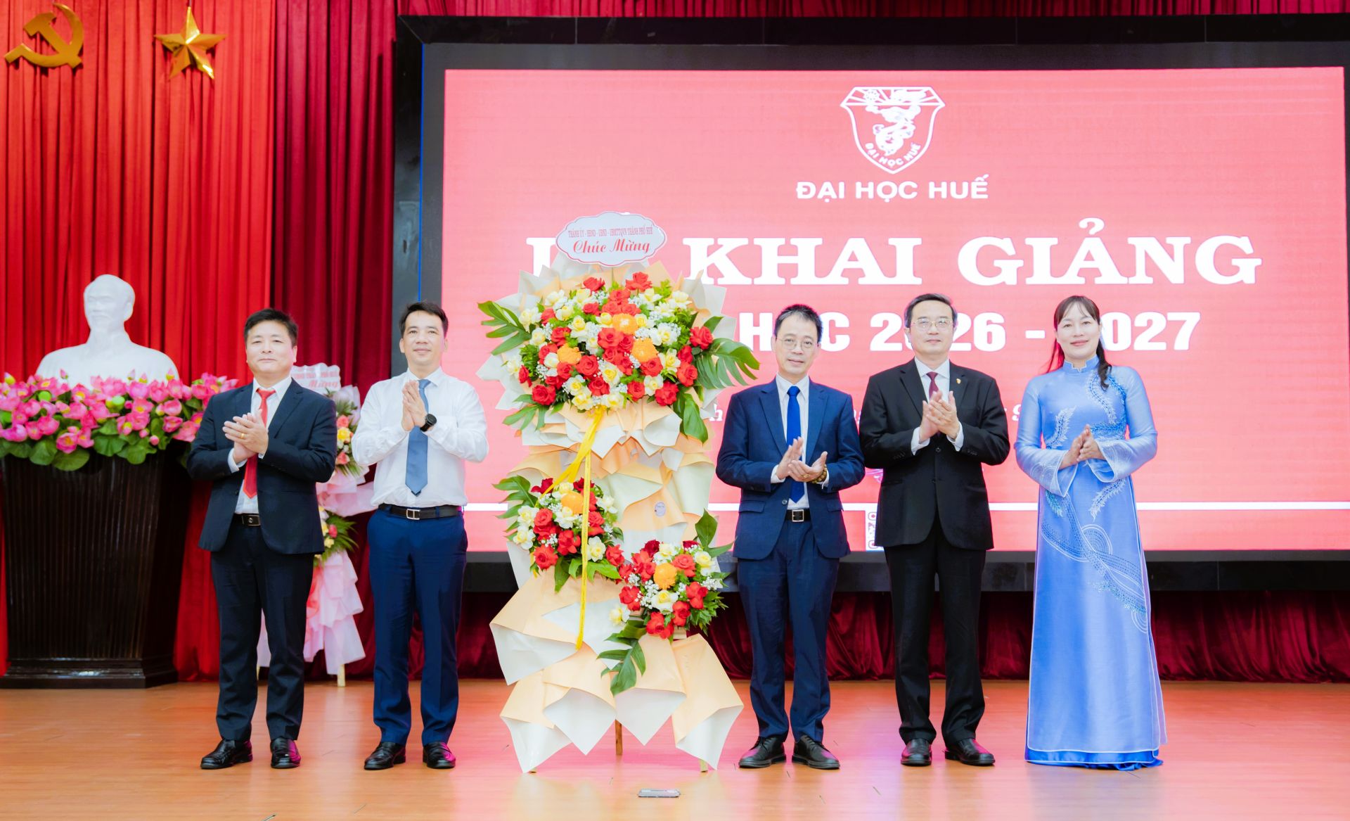 Lễ khai giảng Đại học Huế