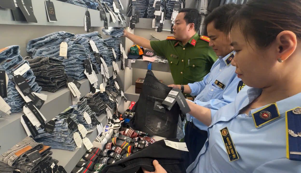 Trong 6 tháng đầu năm 2026, các đơn vị, địa phương đã phát hiện, xử lý 67.937 vụ việc vi phạm. Ảnh: dms.gov.vn Trong 6 tháng đầu năm 2026, các đơn vị, địa phương đã phát hiện, xử lý 67.937 vụ việc vi phạm. Ảnh: dms.gov.vn