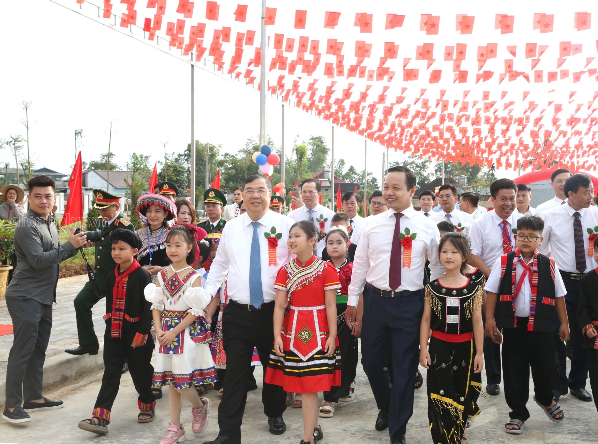 Phó Thủ tướng Thường trực Chính phủ Phạm Gia Túc tới dự Lễ khánh thành và khai giảng năm học mới 2026-2027 tại điểm cầu Trường Phổ thông nội trú Tiểu học và Trung học cơ sở Thanh Nưa (Điện Biên) - Ảnh: chinhphu.vn/Nguyễn Hoàng Phó Thủ tướng Thường trực Chính phủ Phạm Gia Túc tới dự Lễ khánh thành và khai giảng năm học mới 2026-2027 tại điểm cầu Trường Phổ thông nội trú Tiểu học và Trung học cơ sở Thanh Nưa (Điện Biên) - Ảnh: chinhphu.vn/Nguyễn Hoàng