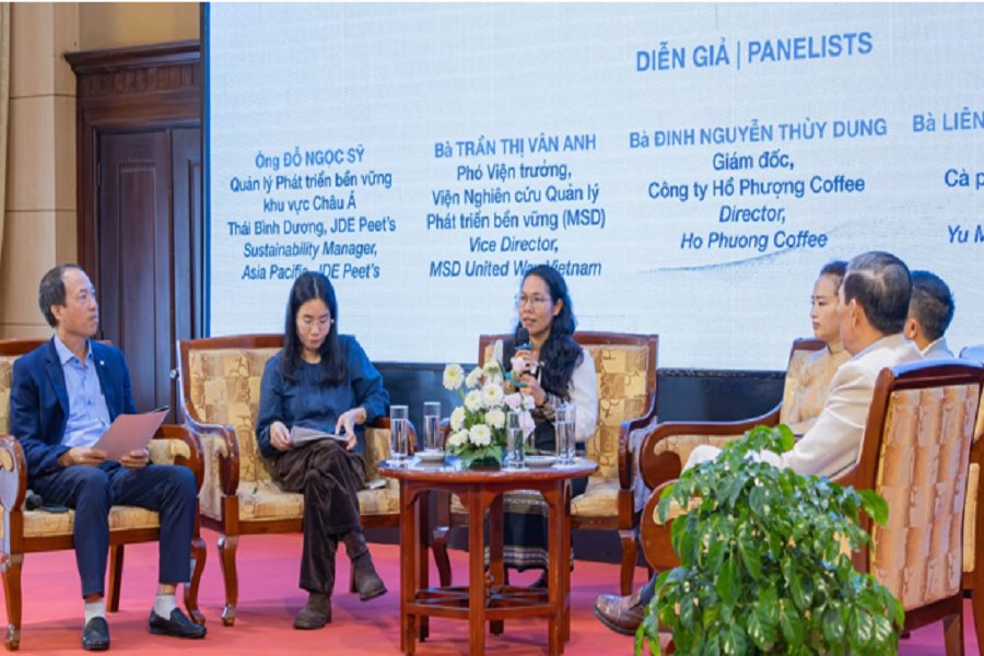 C&aacute;c diễn giả tham gia chia sẻ tại Hội nghị.