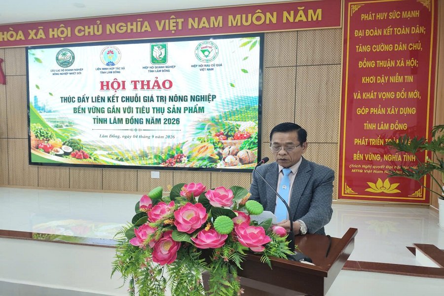 &Ocirc;ng Nguyễn Khải &ndash; Chủ tịch Li&ecirc;n minh Hợp t&aacute;c x&atilde; tỉnh L&acirc;m Đồng ph&aacute;t biểu khai mạc Hội thảo.