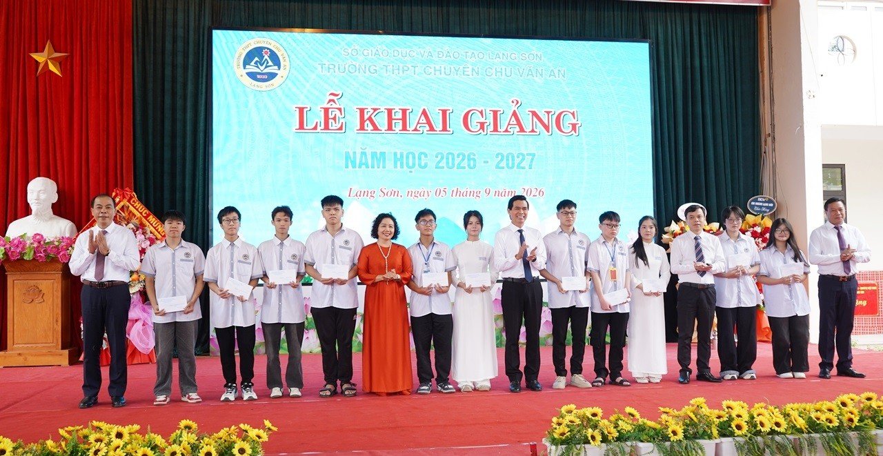 Trường THPT chuy&ecirc;n Chu Văn An tạo chuyển biến thực chất trong năm học mới