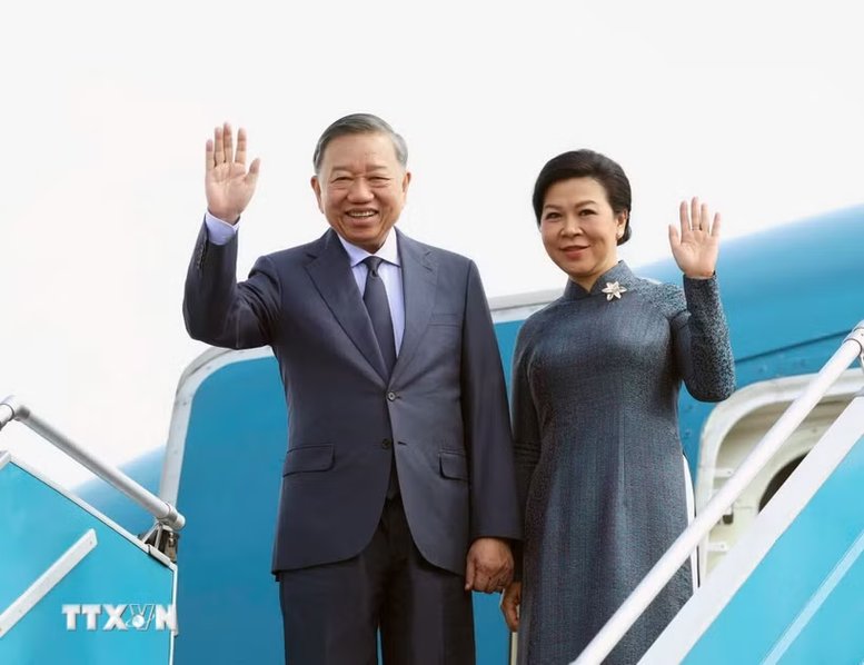 Tổng Bí thư, Chủ tịch nước Tô Lâm và Phu nhân rời Hà Nội, lên đường thăm Liên bang Nga và Cộng hòa Pháp - Ảnh: TTXVN Tổng Bí thư, Chủ tịch nước Tô Lâm và Phu nhân rời Hà Nội, lên đường thăm Liên bang Nga và Cộng hòa Pháp - Ảnh: TTXVN