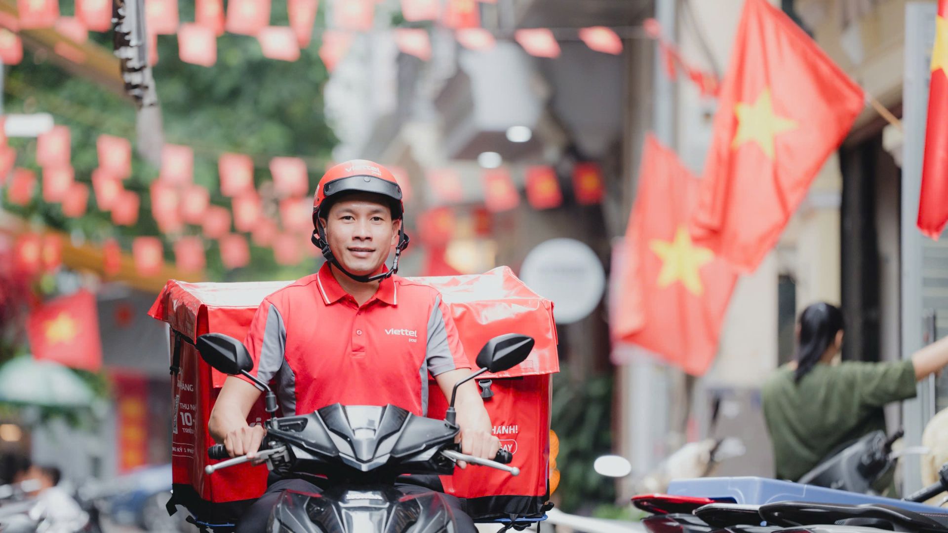 Trong 6 th&aacute;ng đầu năm, Viettel Post duy tr&igrave; tăng trưởng doanh thu, đồng thời đẩy mạnh đầu tư hạ tầng v&agrave; năng lực logistics