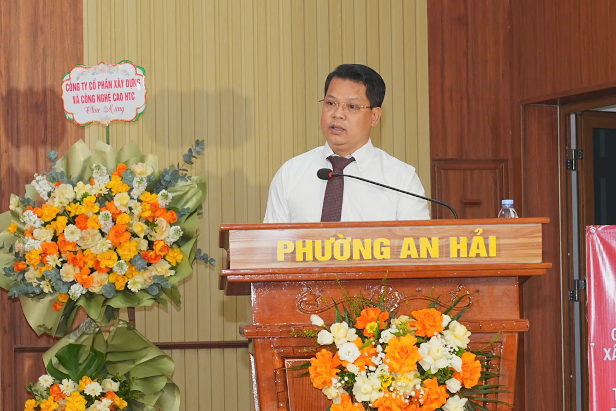Đại diện chủ đầu tư phát biểu tại lễ khởi công. Đại diện chủ đầu tư phát biểu tại lễ khởi công.