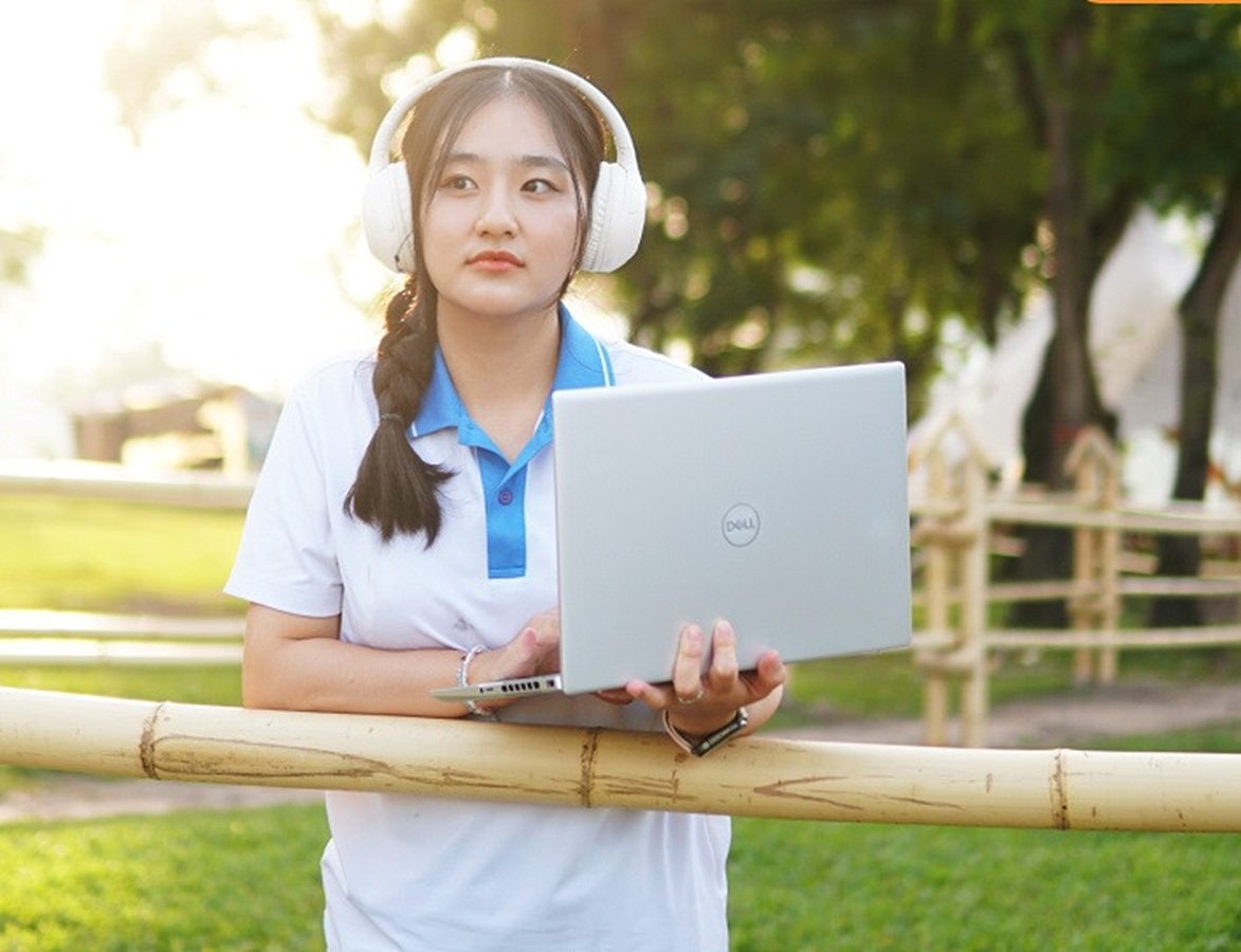 Laptop sinh vi&ecirc;n thường được ch&uacute; &yacute; nhiều về cấu h&igrave;nh v&agrave; gi&aacute; b&aacute;n, nhưng độ bền c&ugrave;ng ch&iacute;nh s&aacute;ch hậu m&atilde;i d&agrave;i hạn c&oacute; thể quyết định nhiều hơn