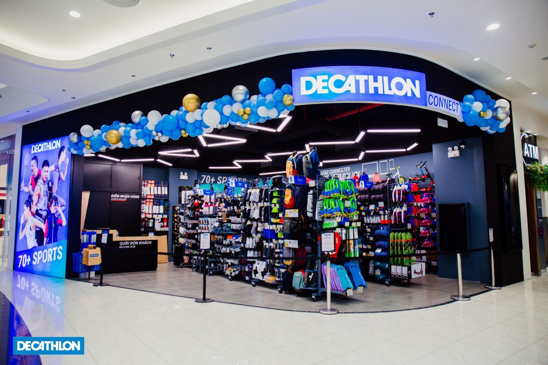 Decathlon - c&aacute;c cửa h&agrave;ng vận h&agrave;nh theo m&ocirc; h&igrave;nh "megastore" (Ảnh minh họa)