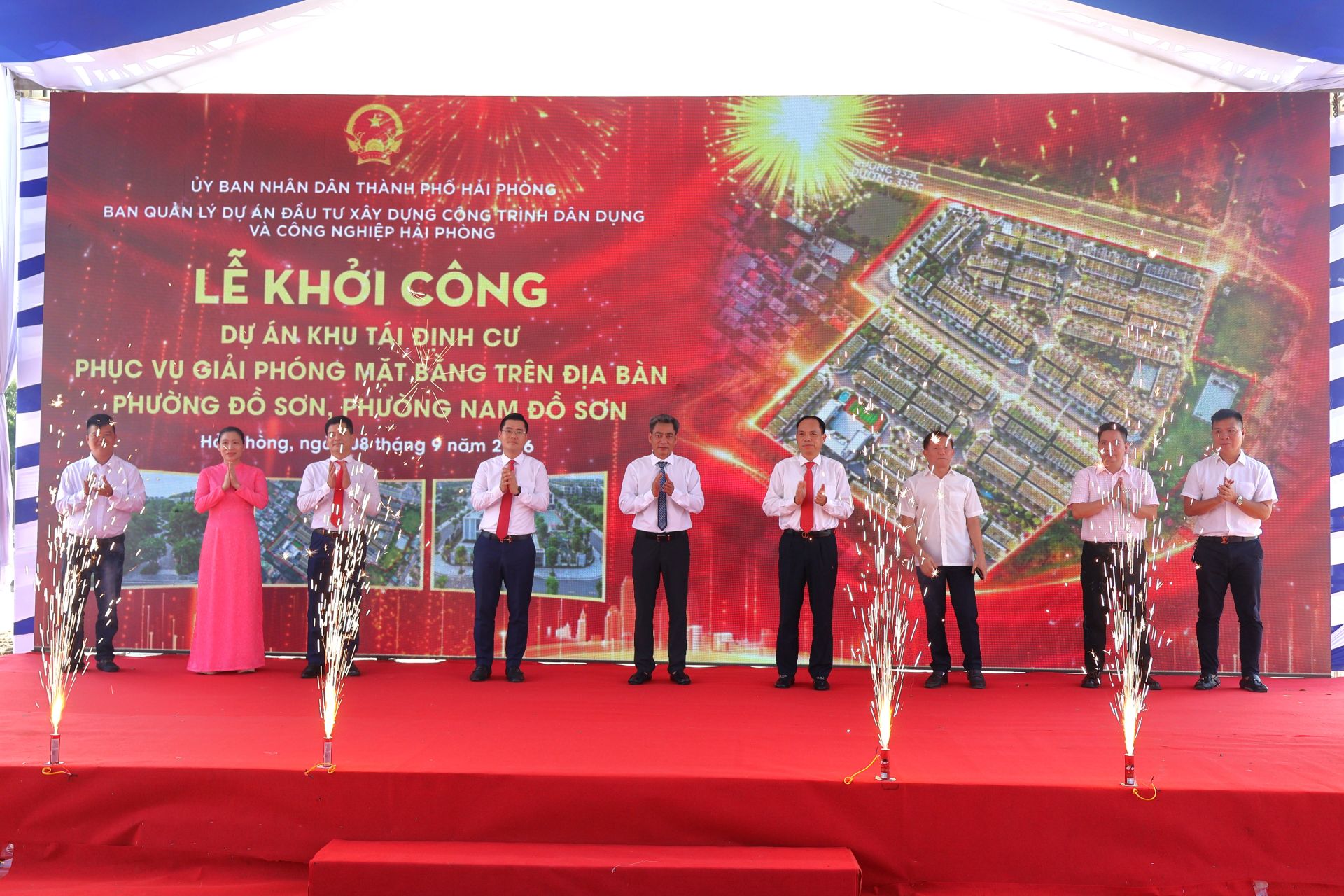 Nghi thức khởi c&ocirc;ng hạng mục Thi c&ocirc;ng x&acirc;y dựng c&ocirc;ng tr&igrave;nh Khu t&aacute;i định cư phường Đồ Sơn, thuộc Dự &aacute;n đầu tư x&acirc;y dựng khu t&aacute;i định cư phục vụ giải ph&oacute;ng mặt bằng tr&ecirc;n địa b&agrave;n phường Đồ Sơn v&agrave; phường Nam Đồ Sơn.