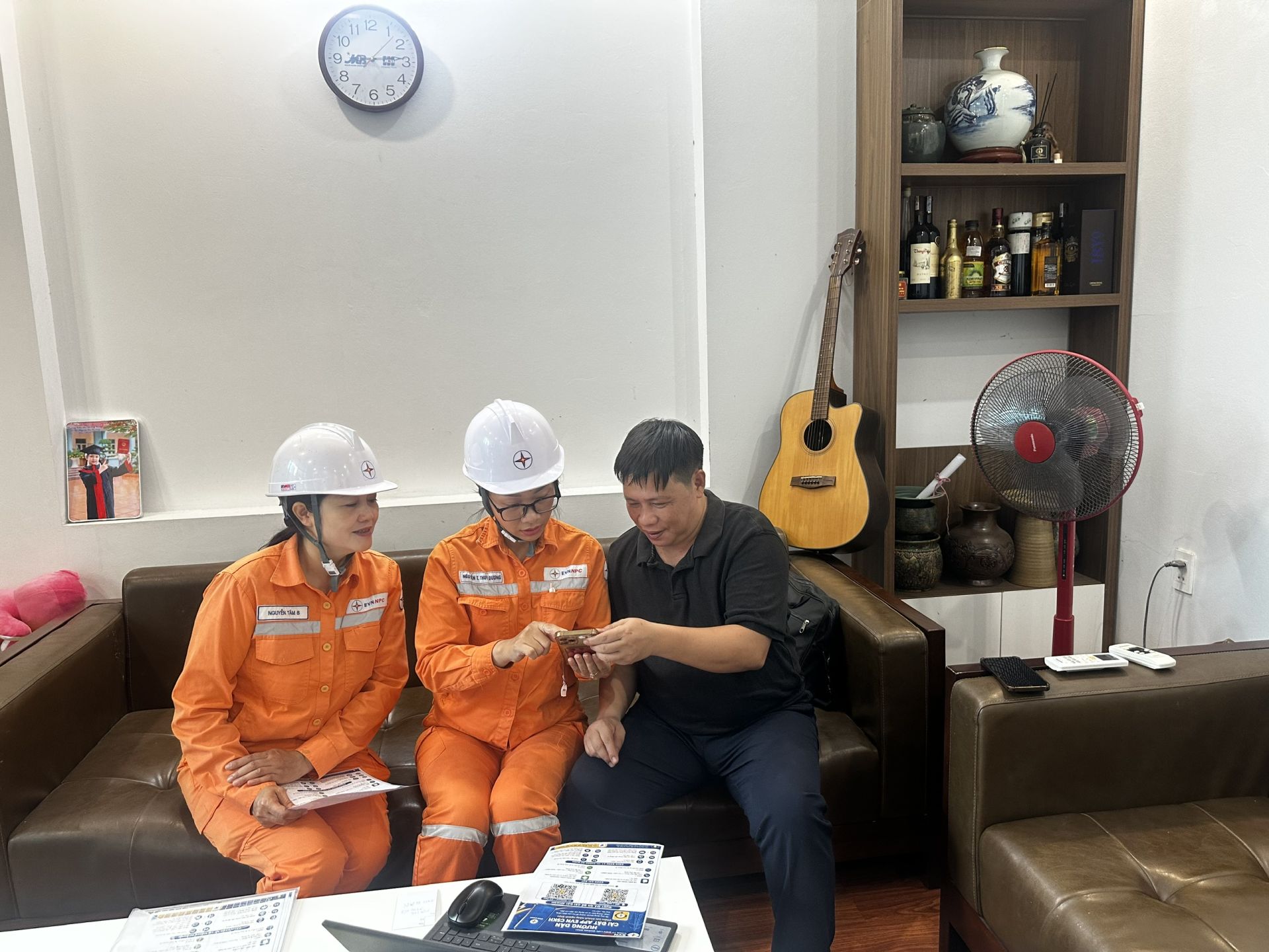 Quảng Ninh: Đưa dịch vụ điện số đến hơn 100.000 khách hàng qua ứng dụng EVN CSKH