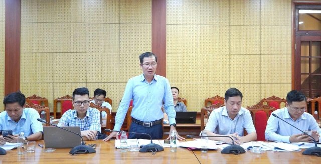 Đại diện c&aacute;c sở, ng&agrave;nh tham gia buổi l&agrave;m việc.