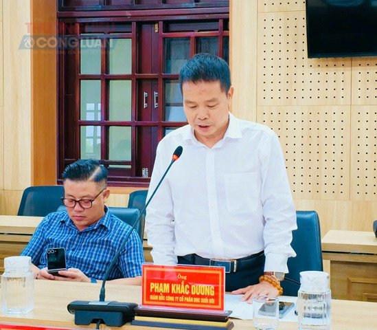 Gi&aacute;m đốc Phạm Khắc Dương ph&aacute;t biểu tại lễ b&agrave;n giao.