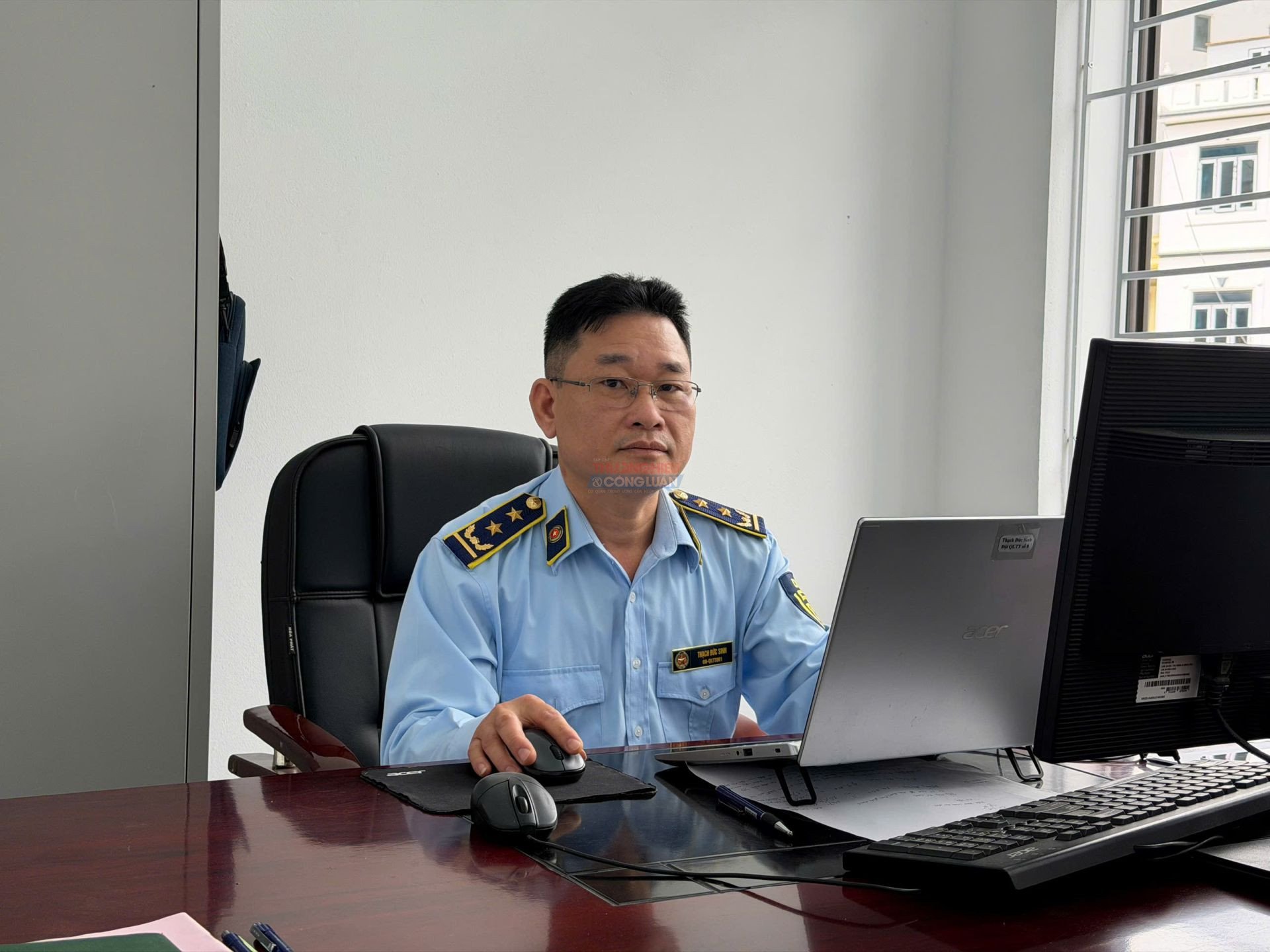 Ông Thạch Đức Sinh, Đội trưởng Đội QLTT số 11, Chi cục QLTT tỉnh Tuyên Quang. (Ảnh: Phương Di) Ông Thạch Đức Sinh, Đội trưởng Đội QLTT số 11, Chi cục QLTT tỉnh Tuyên Quang. (Ảnh: Phương Di)