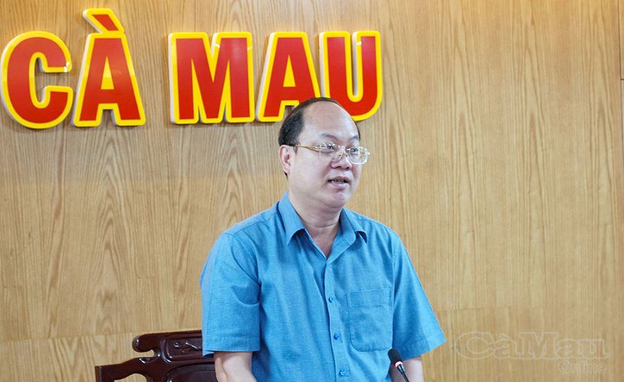 Bí thư Tỉnh ủy Cà Mau Nguyễn Hồ Hải yêu cầu phát triển kinh tế tập thể phải đi vào thực chất, lấy hiệu quả kinh tế và quyền lợi của thành viên làm trung tâm. Bí thư Tỉnh ủy Cà Mau Nguyễn Hồ Hải yêu cầu phát triển kinh tế tập thể phải đi vào thực chất, lấy hiệu quả kinh tế và quyền lợi của thành viên làm trung tâm.