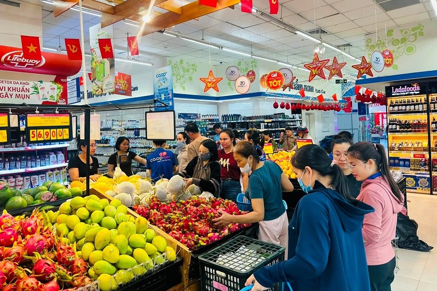 Trong 8 tháng năm 2026 tổng mức bán lẻ hàng hóa trên địa bàn tỉnh Hà Tĩnh tăng tăng 16,02% so với cùng kỳ năm trước Trong 8 tháng năm 2026 tổng mức bán lẻ hàng hóa trên địa bàn tỉnh Hà Tĩnh tăng tăng 16,02% so với cùng kỳ năm trước