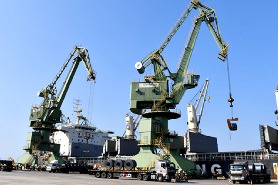 Thép và phôi thép vẫn là mặt hàng xuất khẩu chủ lực của Hà Tĩnh Thép và phôi thép vẫn là mặt hàng xuất khẩu chủ lực của Hà Tĩnh