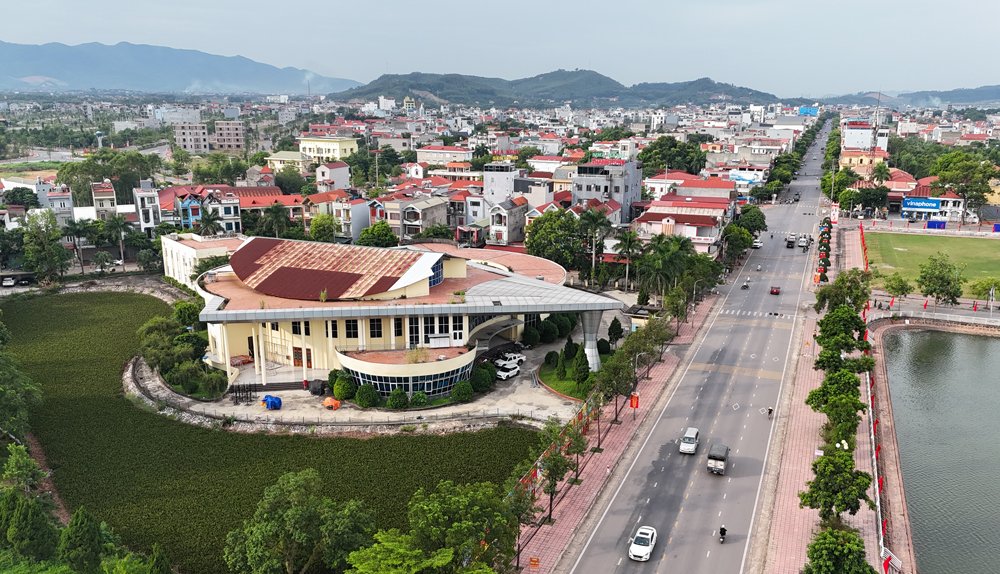 Một g&oacute;c đ&ocirc; thị Lục Nam.