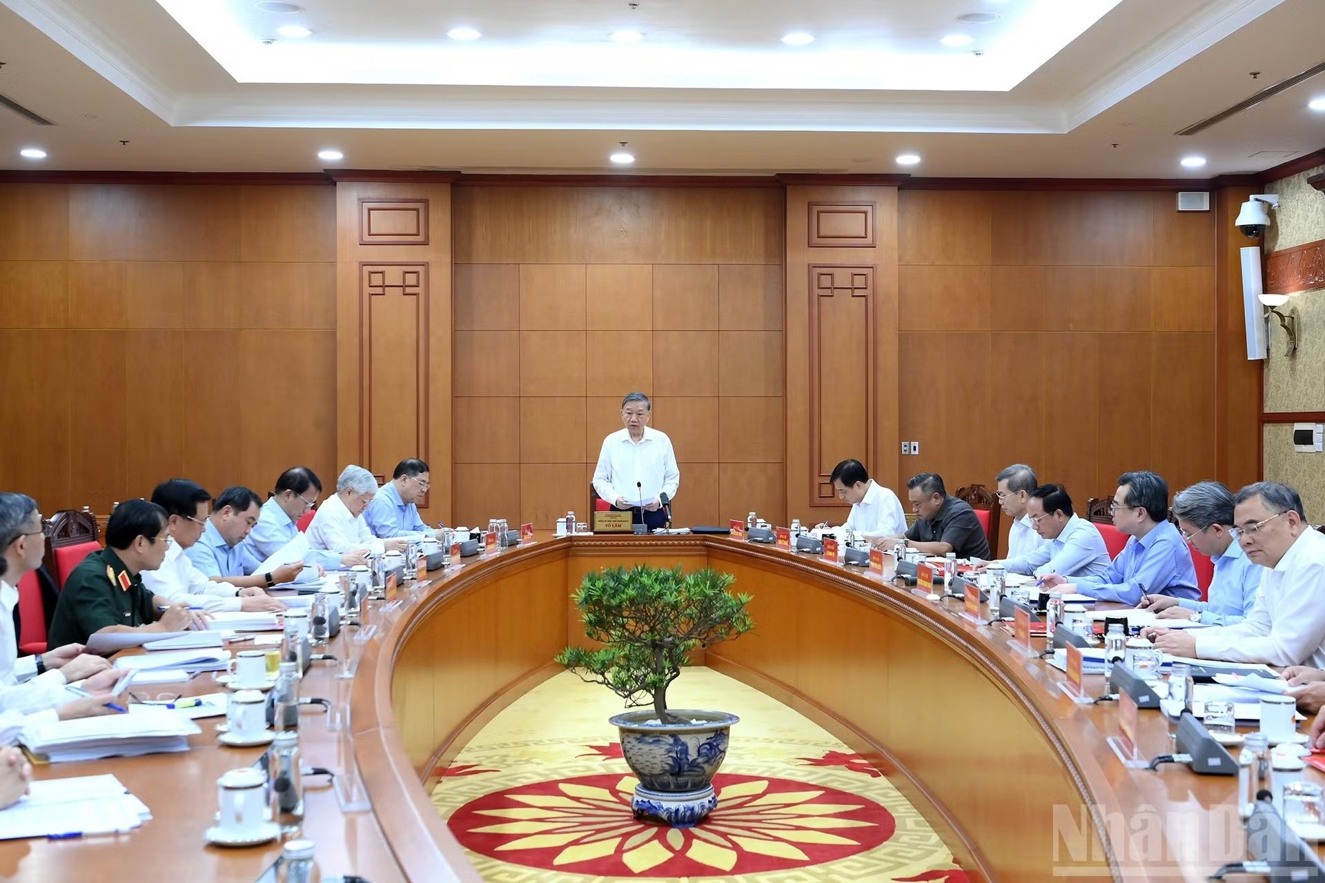 Quang cảnh cuộc l&agrave;m việc.