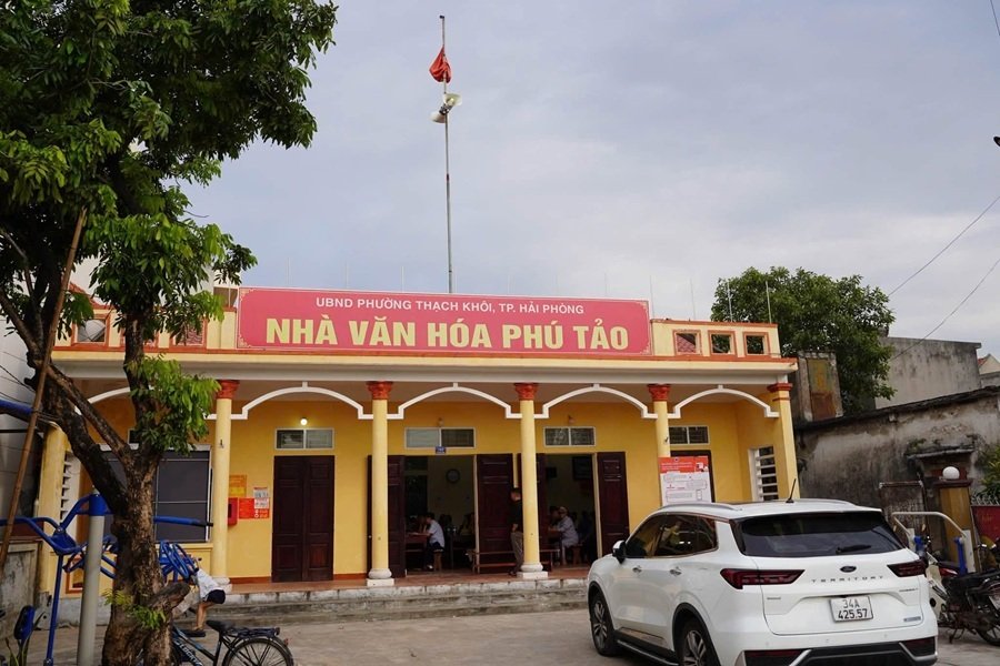 Nh&agrave; văn h&oacute;a Ph&uacute; Tảo