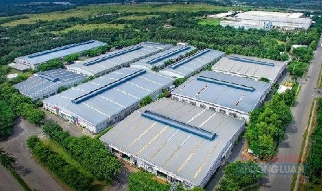 - Dự án Nhà máy chế biến viên nén Mang Yang của Công ty TNHH Tài Nguyên Sao Kim là 1 trong 5 dự án mới được cấp giấy phép đầu tư. Trong ảnh: Tổng thể mô hình Dự án Cụm công nghiệp Mang Yang 2. Ảnh: DN - Dự án Nhà máy chế biến viên nén Mang Yang của Công ty TNHH Tài Nguyên Sao Kim là 1 trong 5 dự án mới được cấp giấy phép đầu tư. Trong ảnh: Tổng thể mô hình Dự án Cụm công nghiệp Mang Yang 2. Ảnh: DN