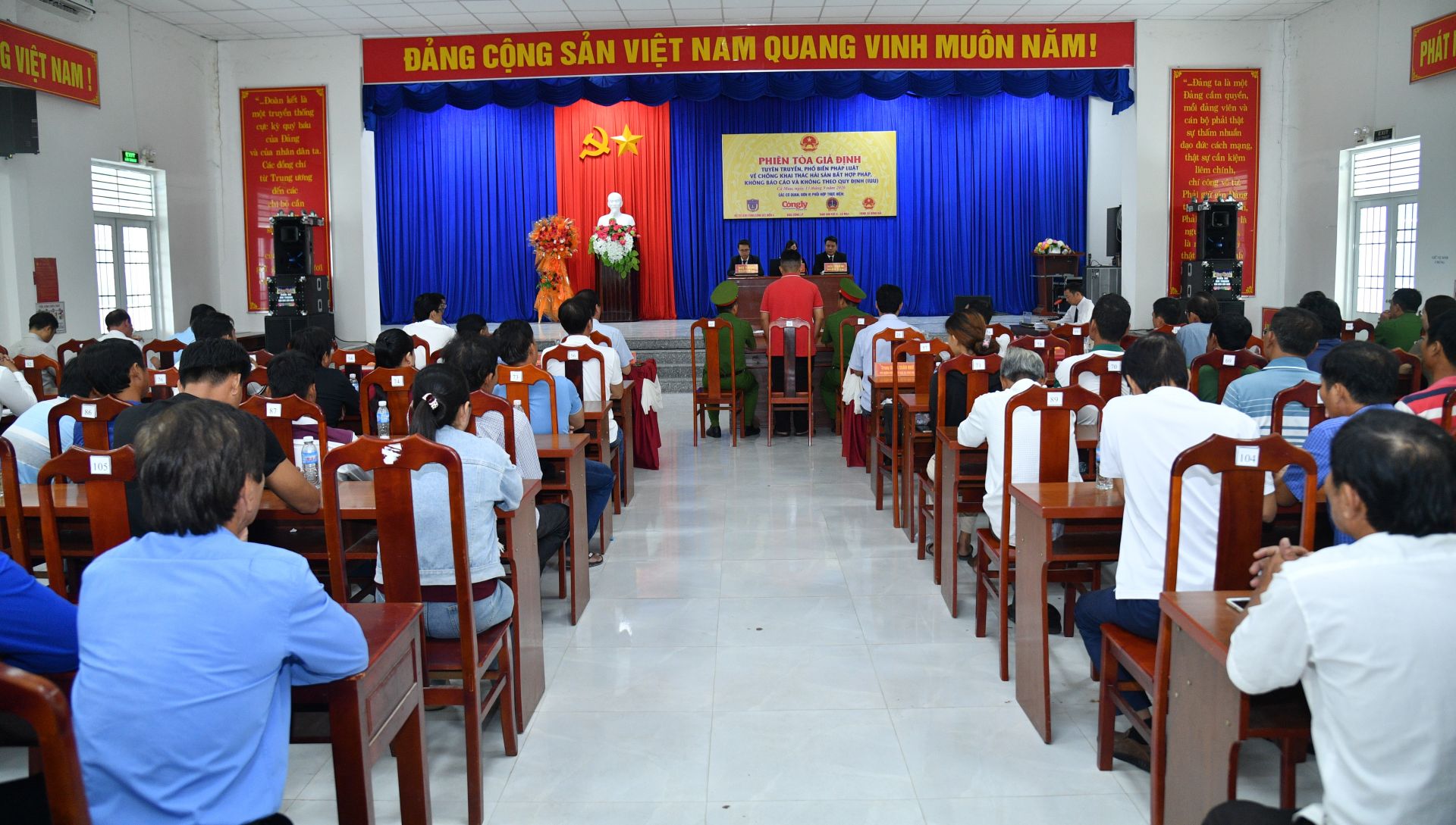 Quang cảnh 