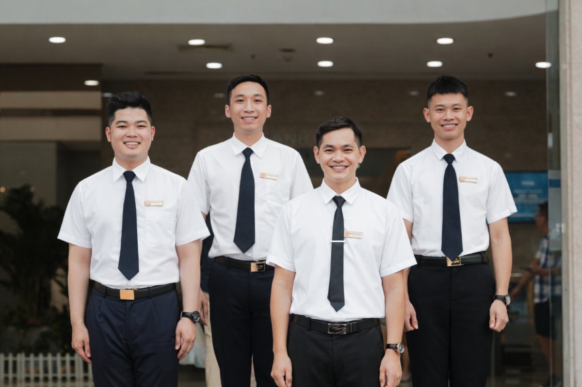 Nhất Việt hiện có hơn 3.000 nhân sự, cung cấp dịch vụ an ninh cho hơn 200 khách hàng trên toàn quốc. Ảnh: ROX Group Nhất Việt hiện có hơn 3.000 nhân sự, cung cấp dịch vụ an ninh cho hơn 200 khách hàng trên toàn quốc. Ảnh: ROX Group