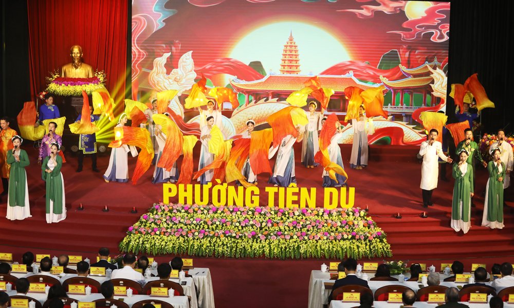 Chương trình văn nghệ chào mừng. Chương trình văn nghệ chào mừng.