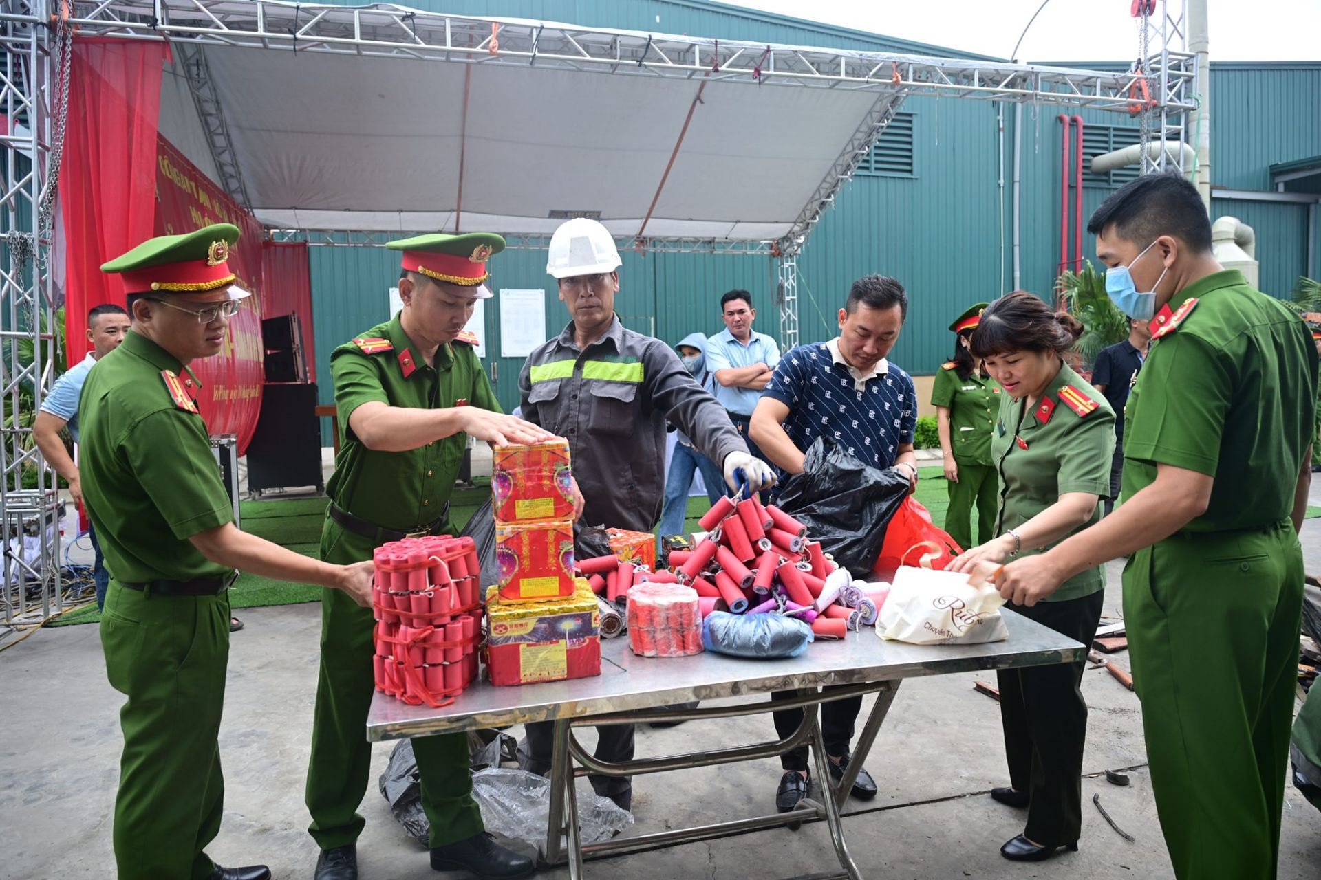 Tiêu hủy Tiêu hủy